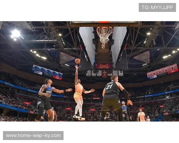 骑士凭借米切尔攻击箭头与双塔防守击败对手